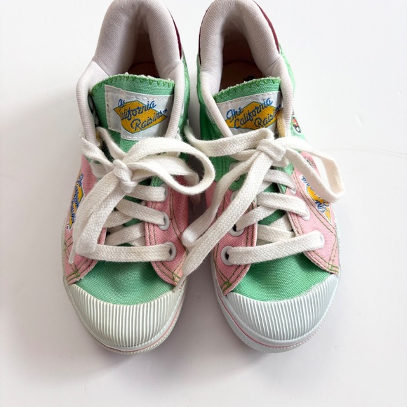 Vintage California raisins canvas sneakers - Picture 3 of 6